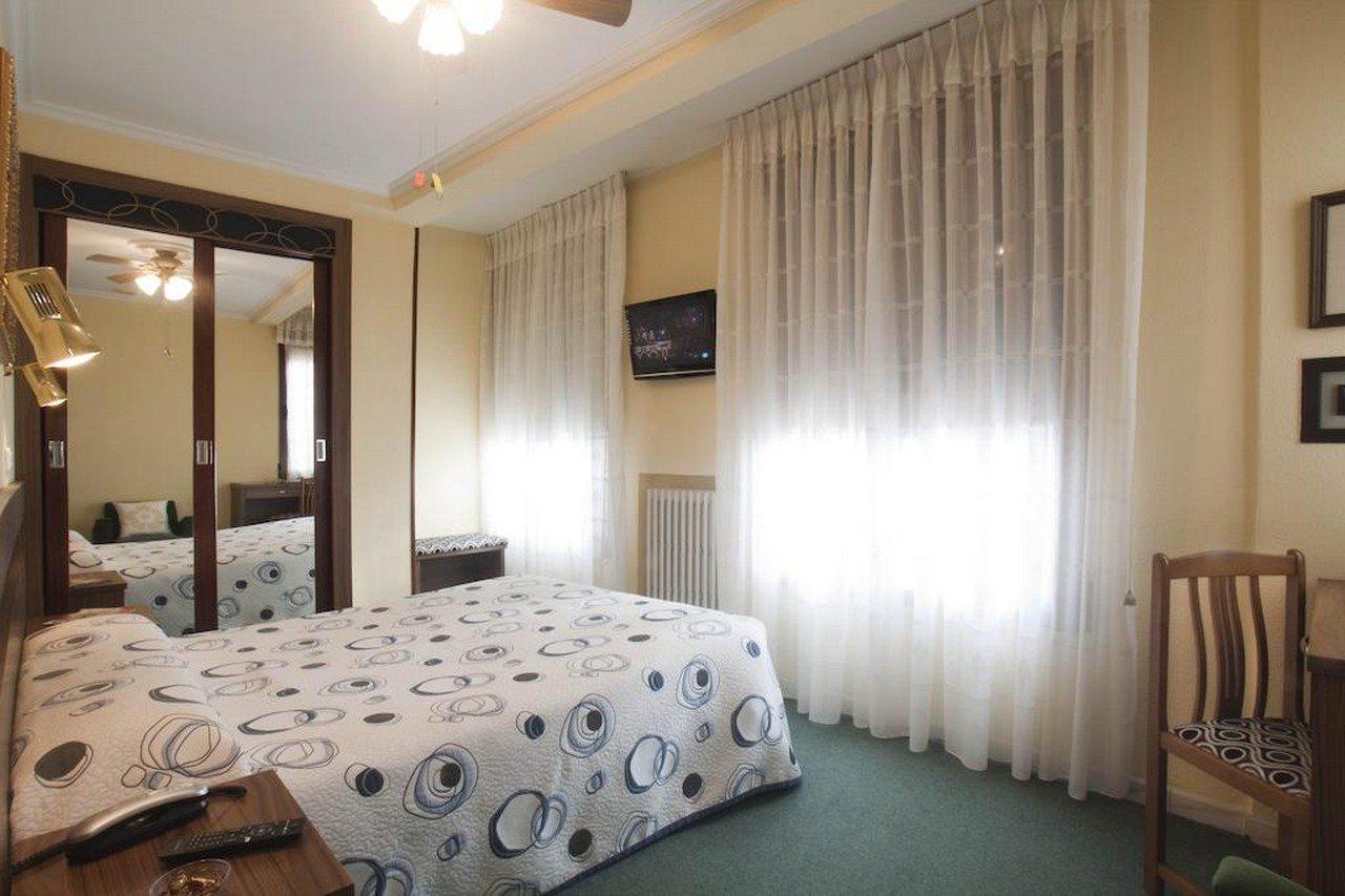 Hotel Castilla Χιχόν Εξωτερικό φωτογραφία