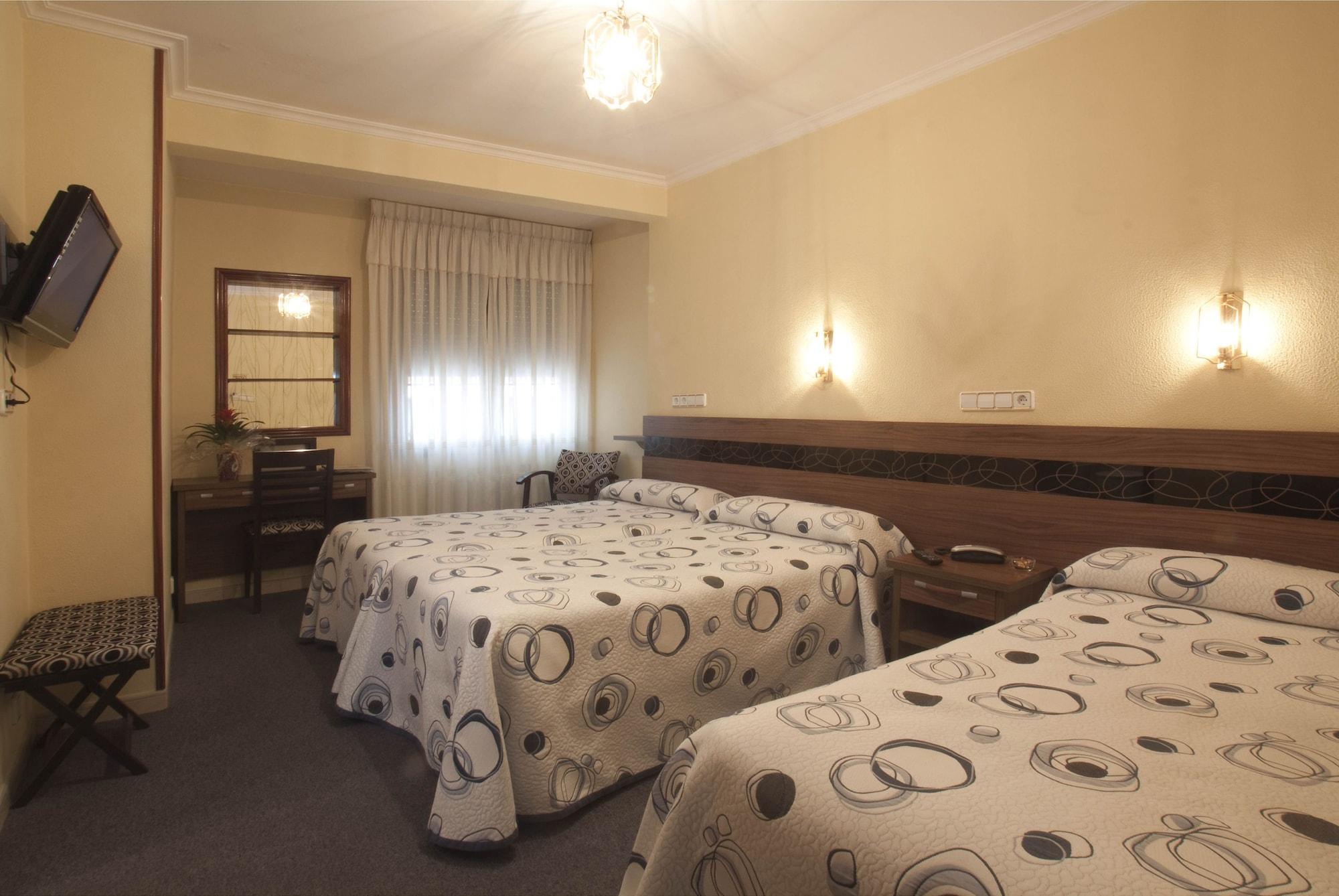 Hotel Castilla Χιχόν Εξωτερικό φωτογραφία
